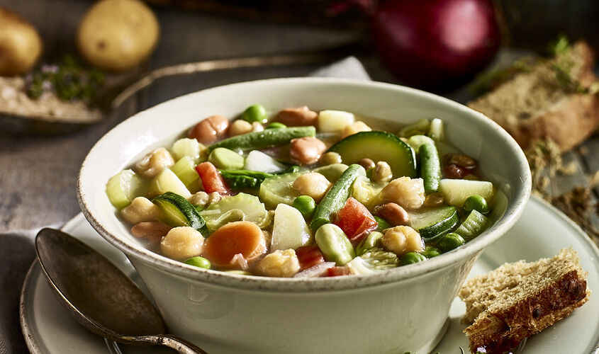 Minestroni zuppe e vellutate  - Minestrone con Legumi