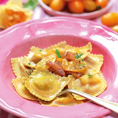 Primi e Sughi - Ravioli Caciocavallo, Pomodorino Giallo e Guanciale