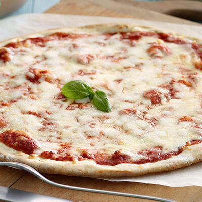 Schiacciate - SCHIACCIATA CON MOZZARELLA GUSTOSA DI LATTE DI BUFALA