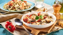 Specialit&agrave; di pesce - Delizie di Mare con Mazzancolle e Vongole